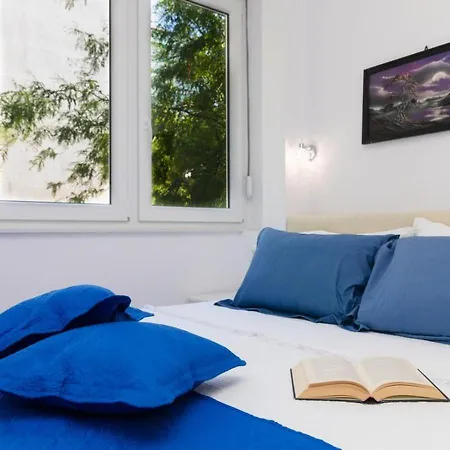 Apartment Leora Deluxe Split