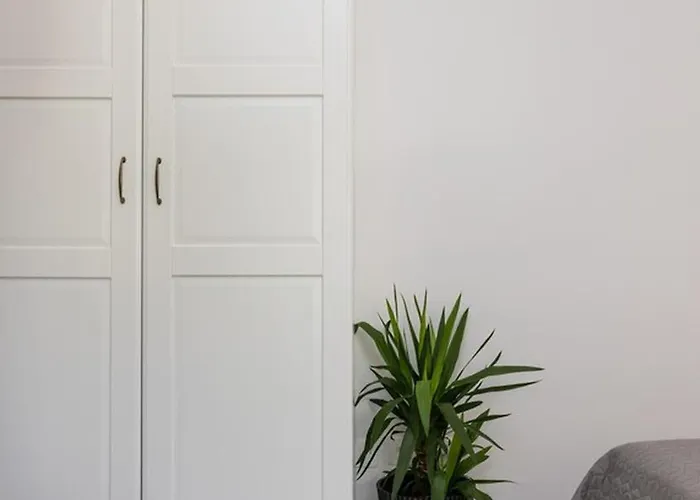 Leora Deluxe Апартаменты Сплит